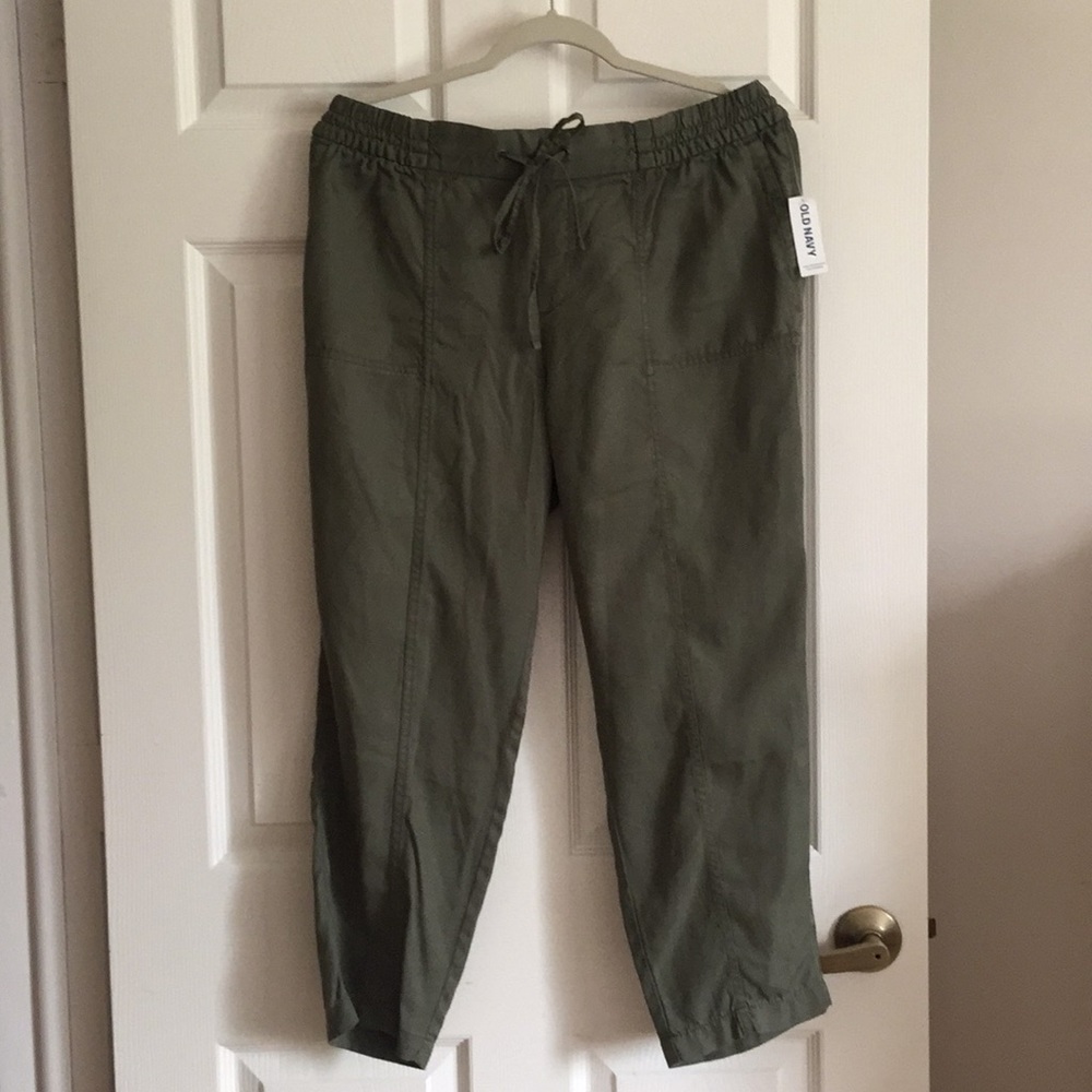 Old Navy baggie pants